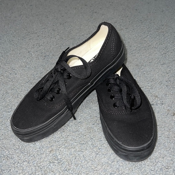 Vans Shoes - Black vans size 6 women 4.5 men